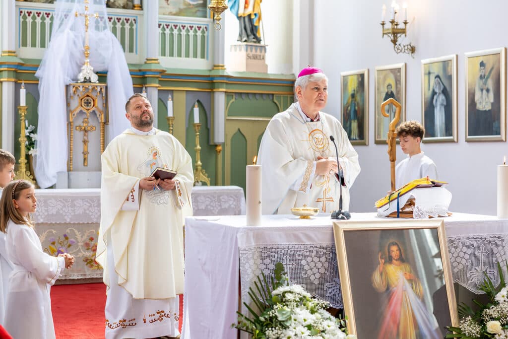 Biskup krstio šesto dijete obitelji Gulija