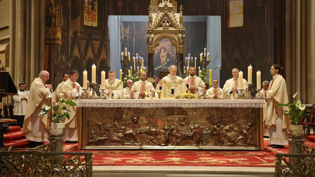 Nadbiskup Kutleša predvodio Misu večere Gospodnje u zagrebačkoj katedrali