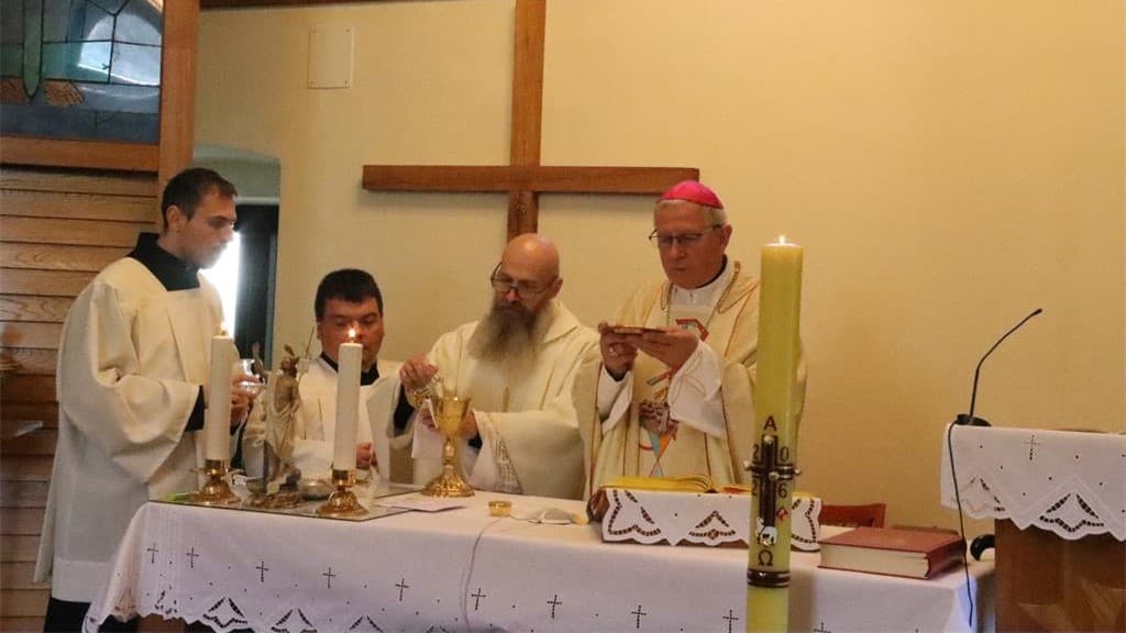 Biskup Gorski predvodio uskrsno slavlje u Župi Bešići