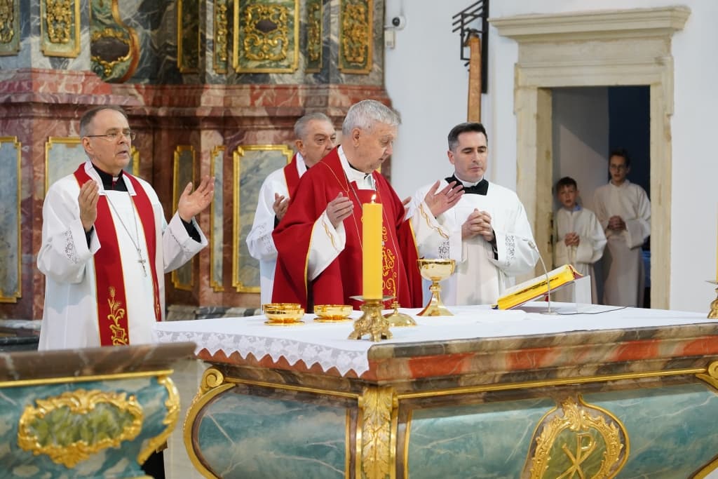 Liturgija Muke Gospodnje u varaždinskoj katedrali