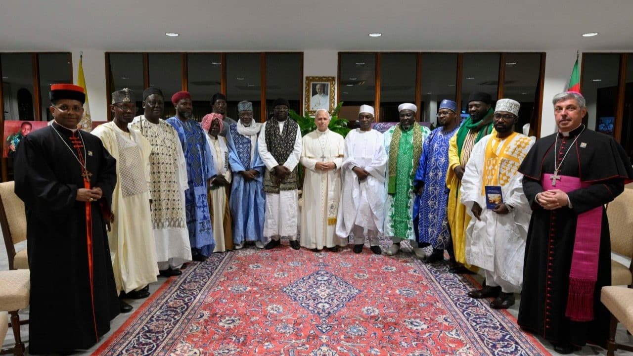 Papa se u Kamerunu susreo s muslimanskim predstavnicima