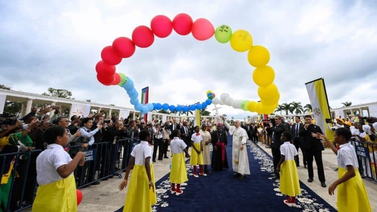 Papa Lav XIV. slavio misu u Mongomu