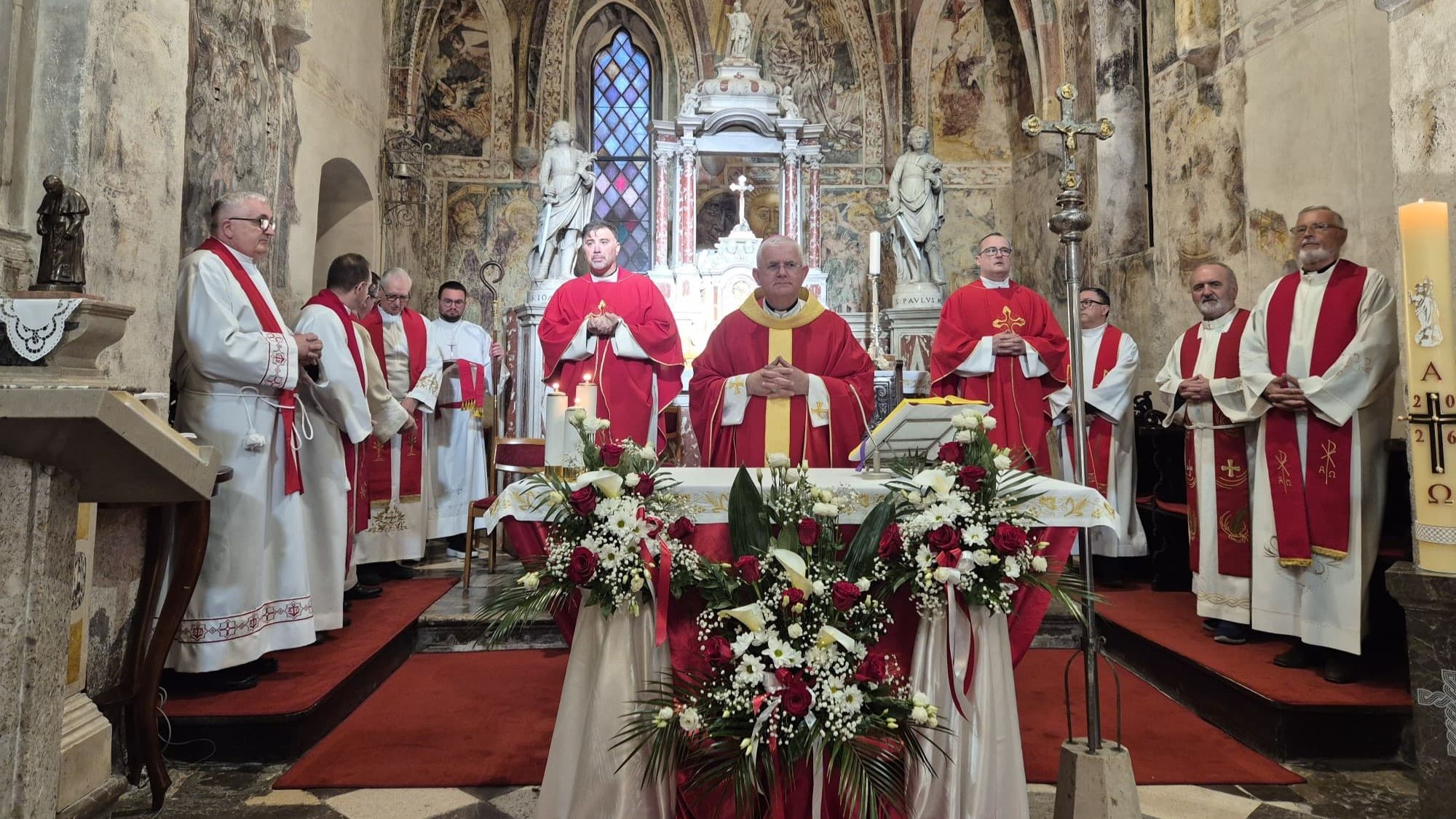 Nadbiskup Uzinić predvodio misu svetkovine sv. Jurja u Lovranu