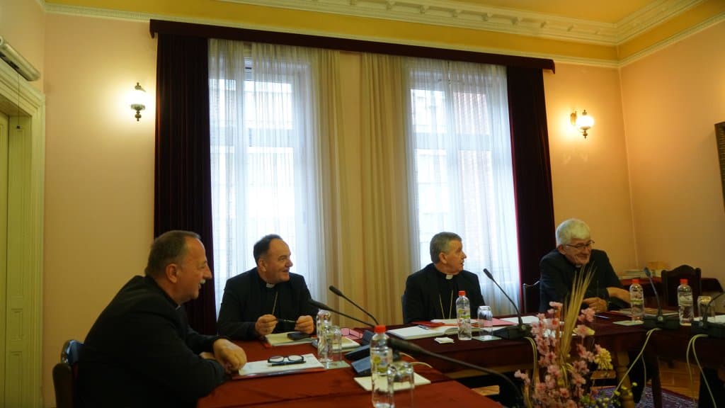 Održana godišnja sjednica biskupa BK BiH s Izvršnim odborom Konferencije viših redovničkih poglavara i poglavarica u BiH
