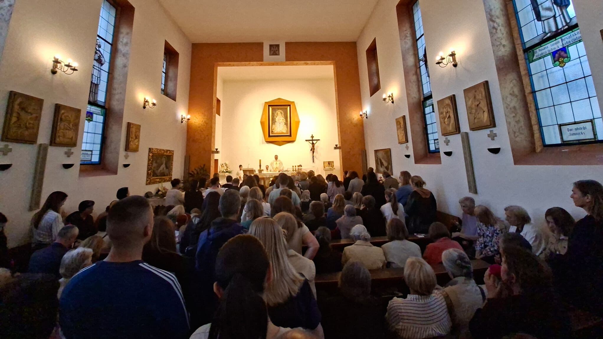 Pohod relikvija sv. Male Terezije i njezinih roditelja Stepinčevom Karmelu