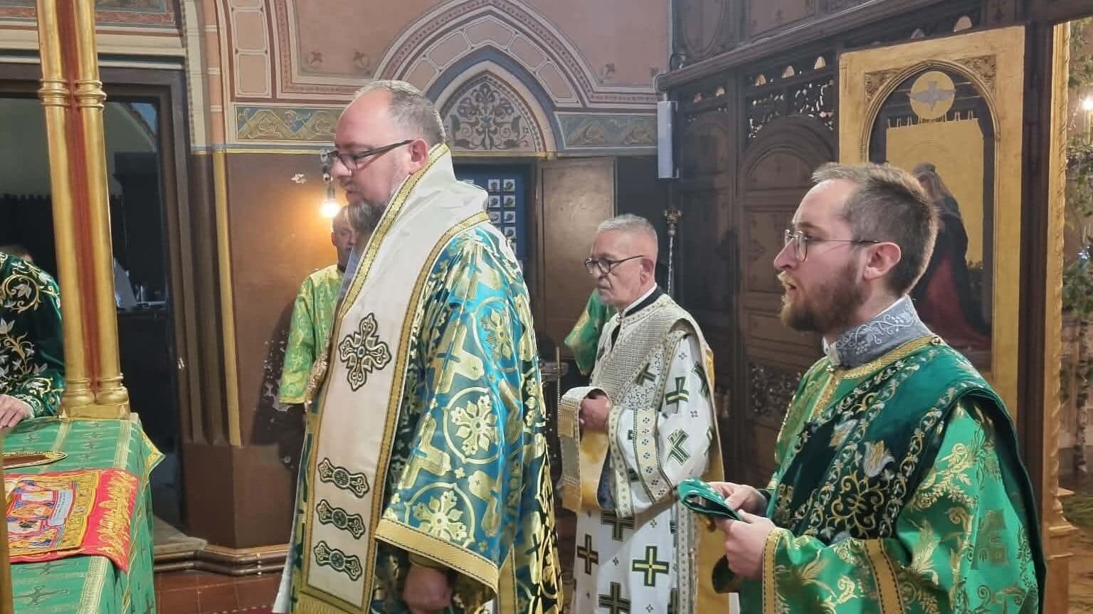 Vladika Stipić služio arhijerejsku liturgiju svetkovine Pedesetnice u Križevcima