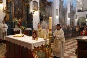 U Virovitici započela priprava za uspostavu Trajnog euharistijskog klanjanja