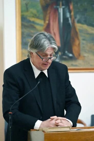 Knjižica “In honorem et gloriam Almae Matris Iadertinae” mons. Ž. Puljića u Zadru