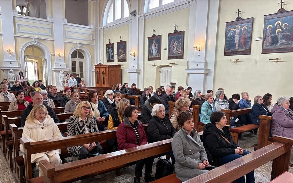Volonteri Caritasa Krčke biskupije na Pagu prošli korizmenu duhovnu obnovu