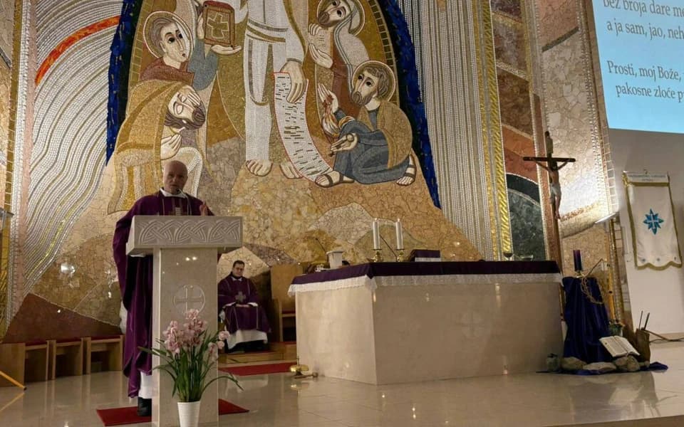 Korizmeni petci u Župi Preobraženja Gospodnjeg u Petrinji – hod priprave za Uskrs