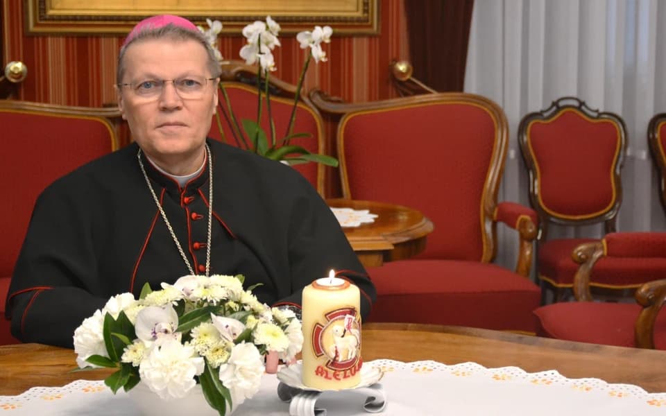 Nadbiskup Hranić u uskrsnoj poruci istaknuo Krista kao darovatelja života u izobilju