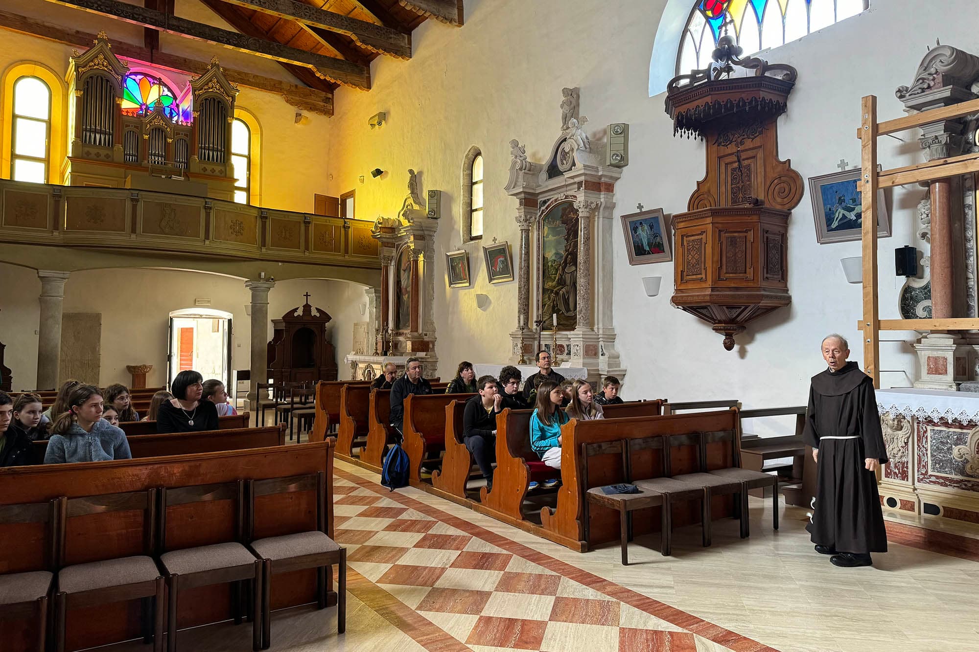 Župno hodočašće vjeroučenika iz Šibenika na Krk i Trsat