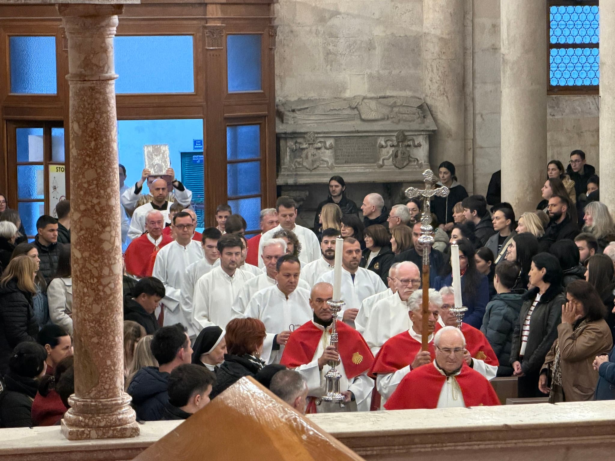 Misa Večere Gospodnje slavljena u katedrali svetoga Jakova u Šibeniku