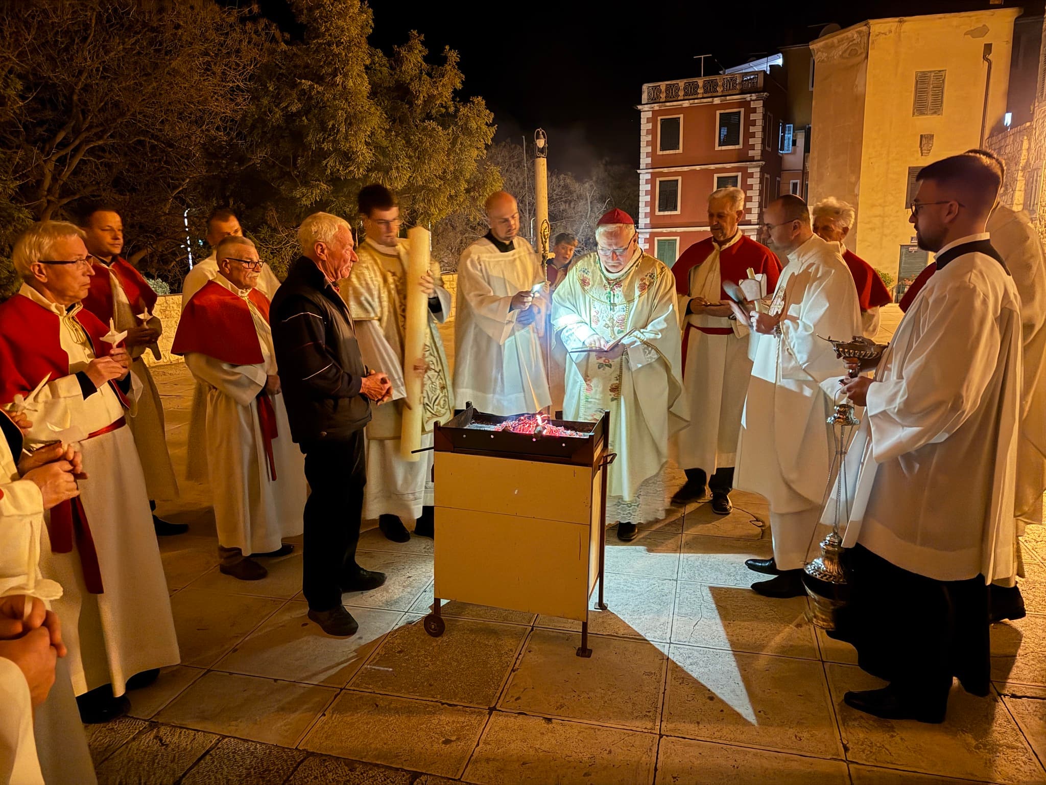 Vazmeno bdijenje u katedrali svetoga Jakova