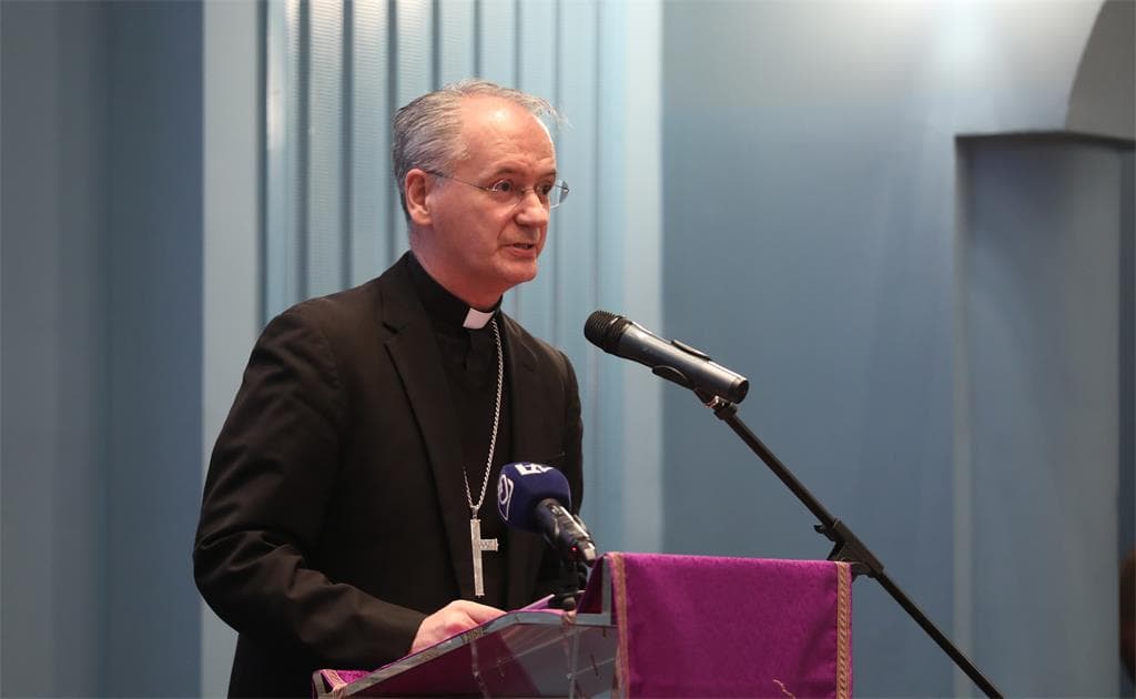 Pozdravni govor nadbiskupa Kutleše na proslavi 35. obljetnici „Svečane akademije o 100. obljetnici Rerum novarum“