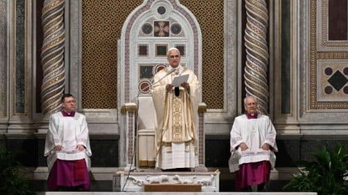 Papa na Veliki četvrtak poručio da Bog pročišćuje sliku moćnog čovjeka dok vlada