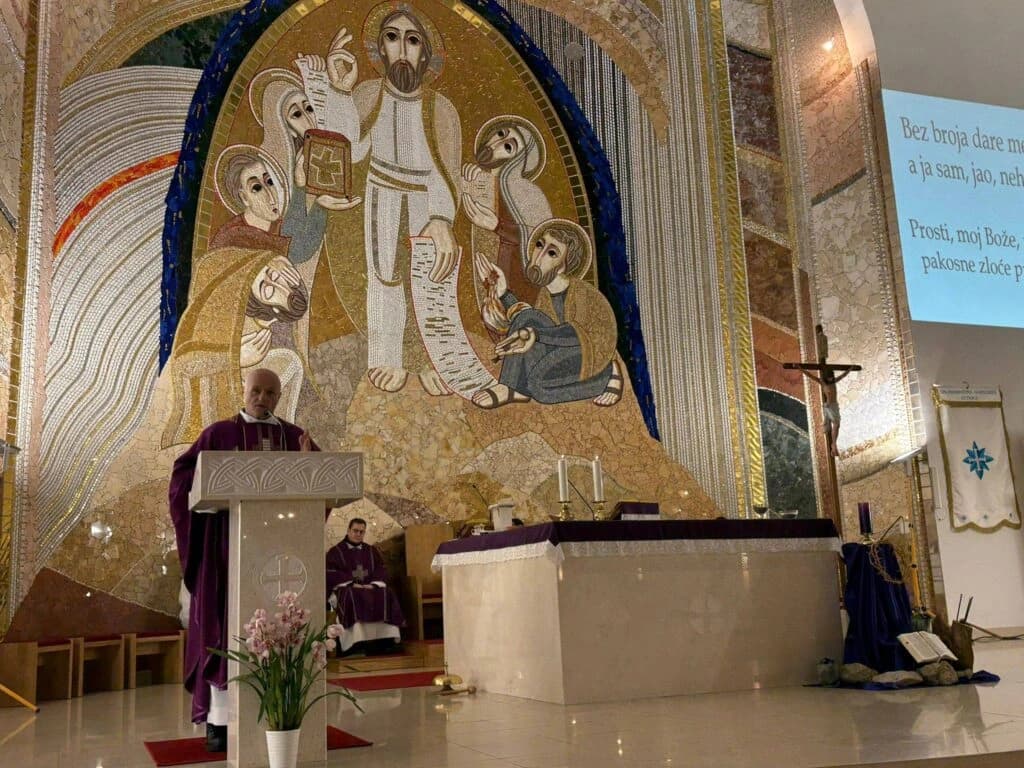 Korizmeni petci u Župi Preobraženja Gospodnjeg u Petrinji – hod priprave za Uskrs