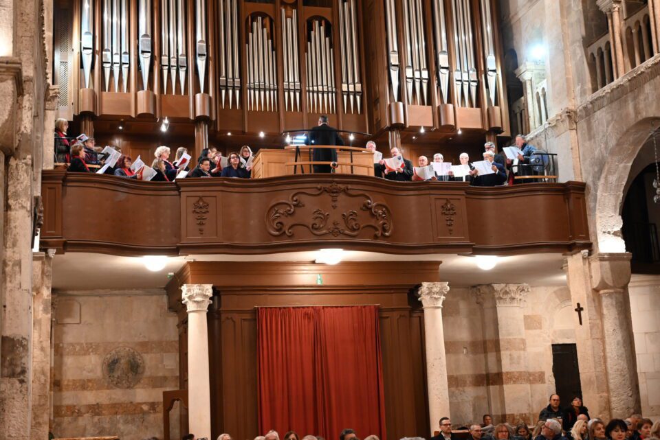 ZADAR: Održan tradicionalni, 20. božićni koncert u katedrali sv. Stošije u Zadru