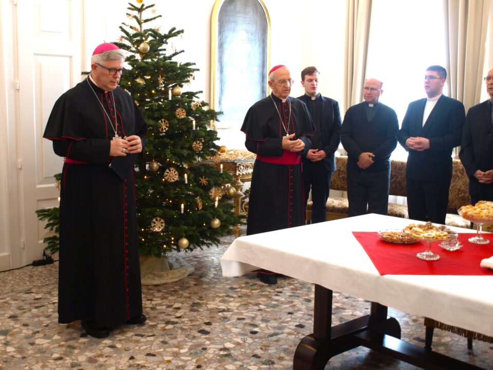 ZADAR: Božićno čestitanje kod zadarskog nadbiskupa Milana Zgrablića