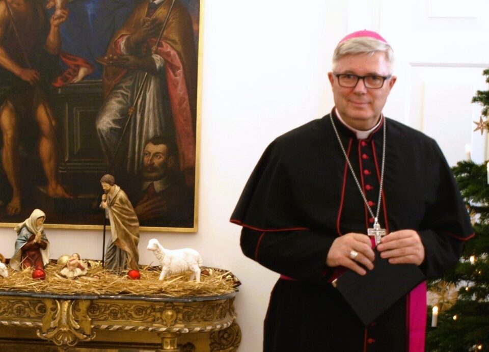 Božićna čestitka zadarskog nadbiskupa Milana Zgrablića