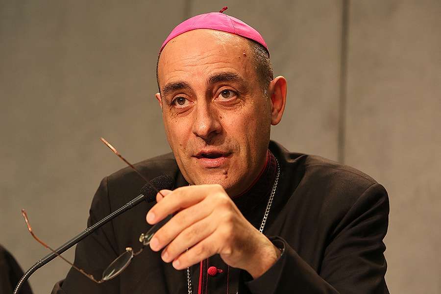 Fernández: ‘Prilično je za svakog biskupa’ razlučiti primjenu Fiducia Supplicans