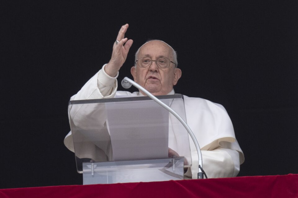 Papa Franjo: Nakon 2000 godina nastavlja se progon kršćana