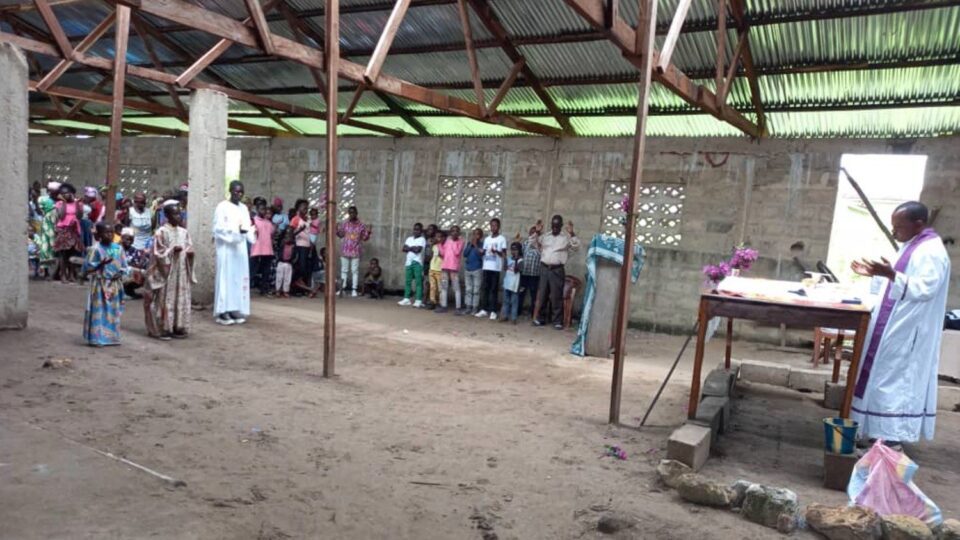Kapela svetog Jude Apostola otvorena u Kimbau, DRC – Vatican News