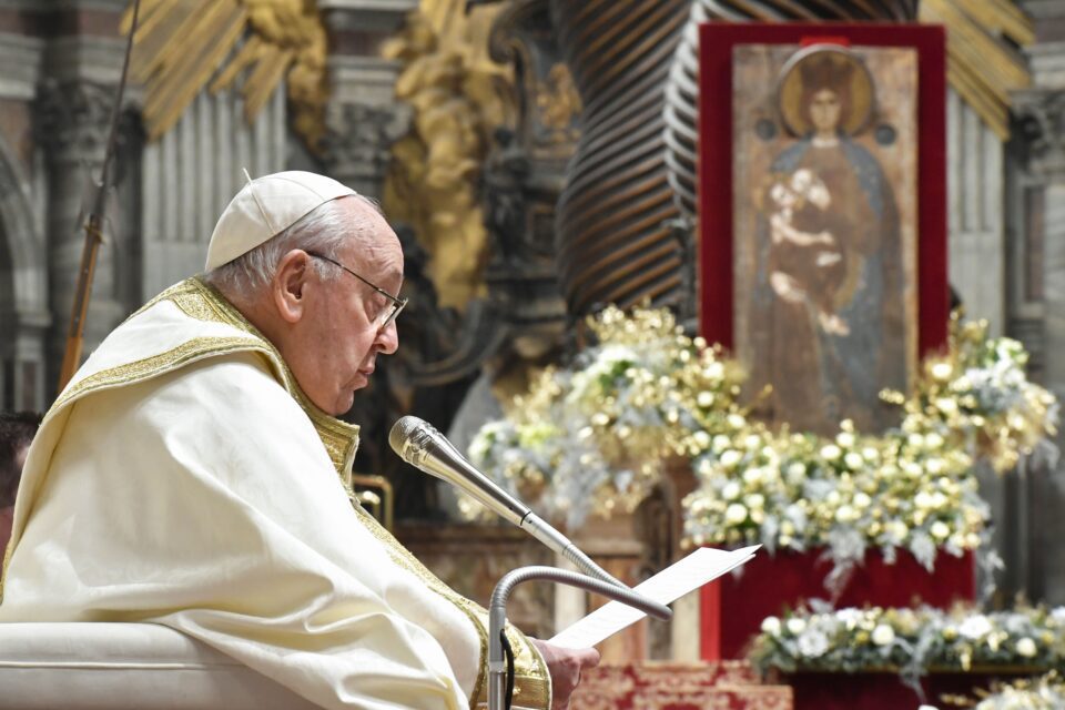 Papa Franjo: Vjera omogućuje kršćanima da ‘drugačije’ prožive prijelaz u novu godinu