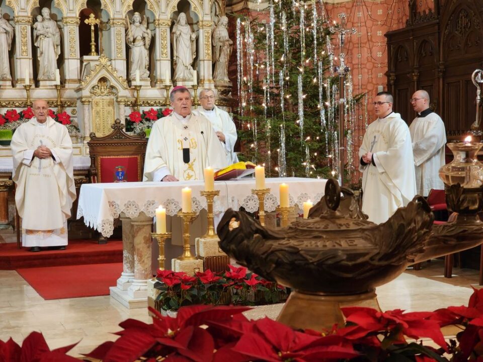 AUDIO: Nadbiskup Vukšić predvodio zahvalno Misno slavlje na svetkovinu Svete Obitelji u sarajevskoj katedrali