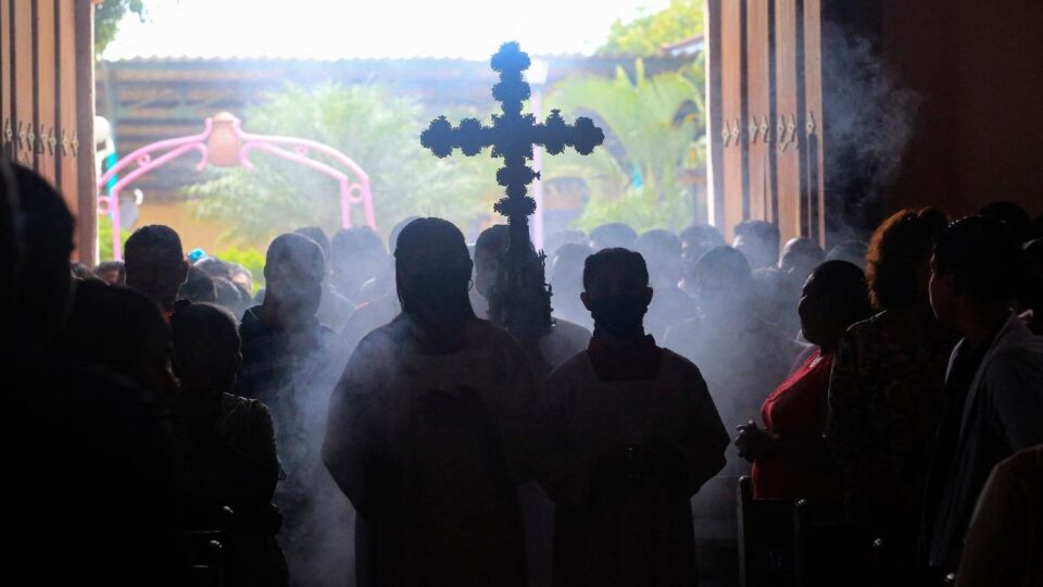 Papa izražava ‘zabrinutost’ za Nikaragvu jer su svećenici uhićeni