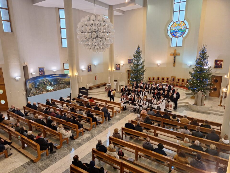 Božićni koncert u bazilici sv. Kvirina – Sisačka biskupija