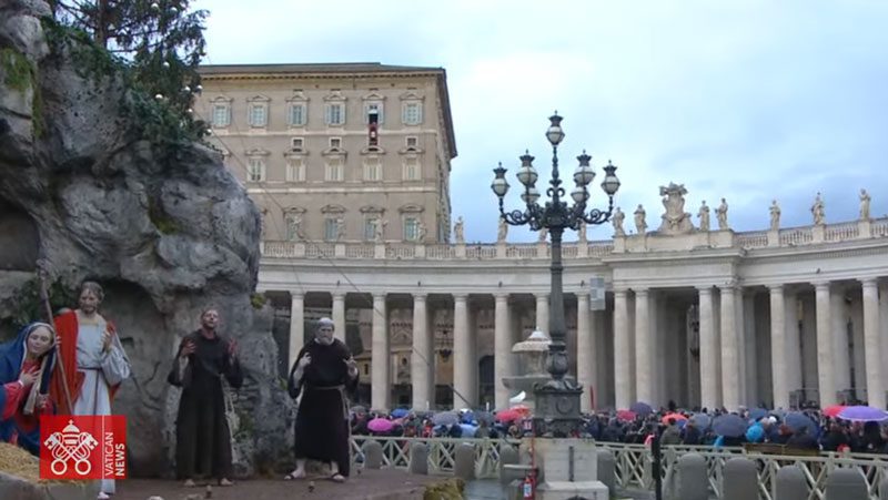 VIDEO: Papa: Sveta tri kralja uče nas čuditi se poniznom Djetetu Isusu