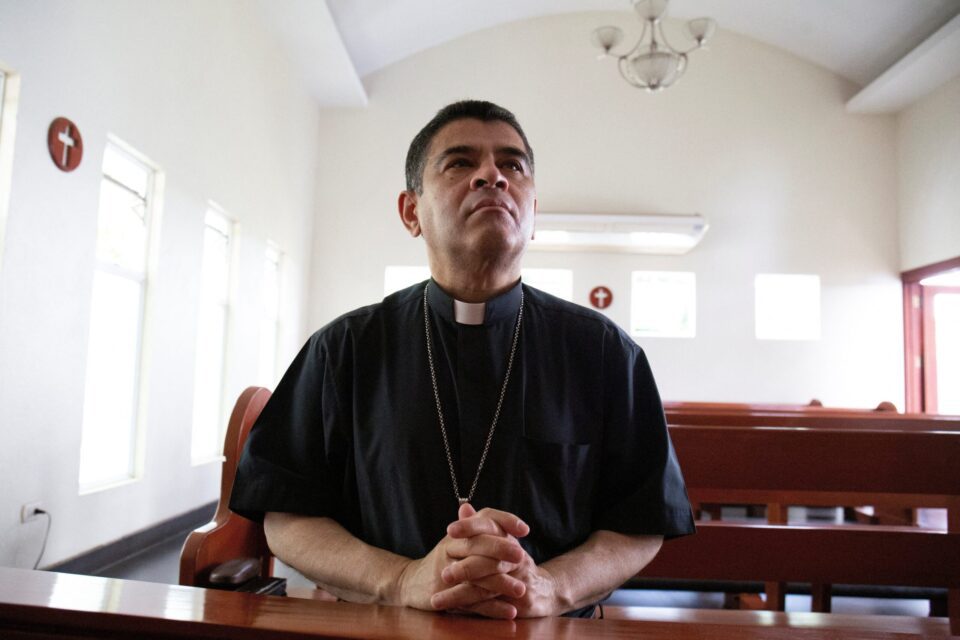 Nikaragvanski biskup Álvarez pušten, protjeran nakon više od 500 dana pritvora