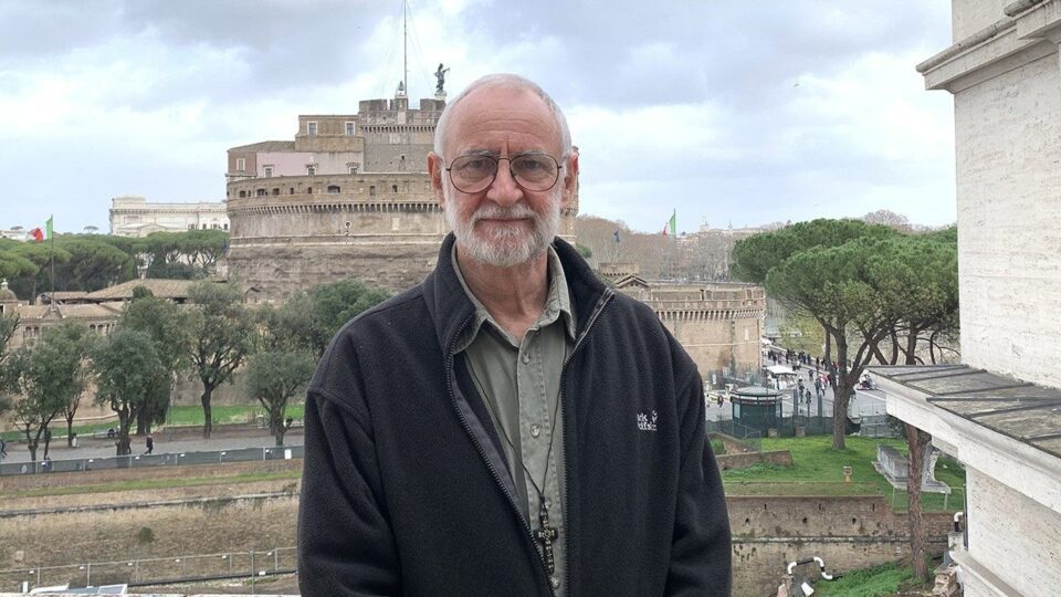 Fr.  Lohre: ‘Radio Vatican učinio je da se osjećam dijelom Crkve tijekom zatočeništva’ – Vatican News