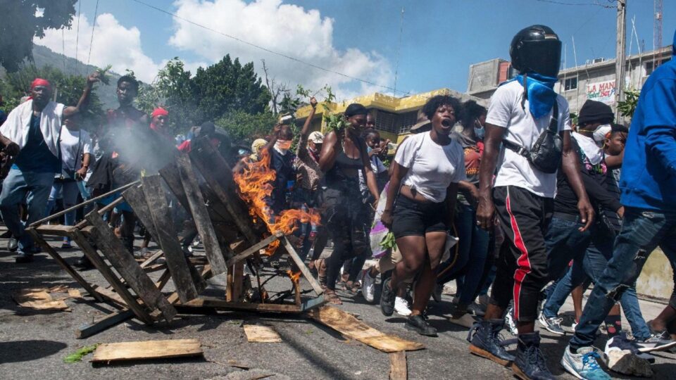 Naoružani napadači oteli šest časnih sestara na Haitiju