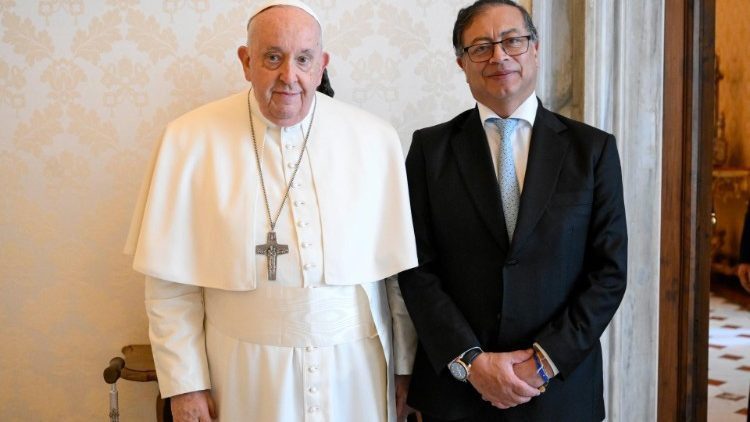 Predsjednici Kolumbije i Kazahstana u audijenciji kod Pape