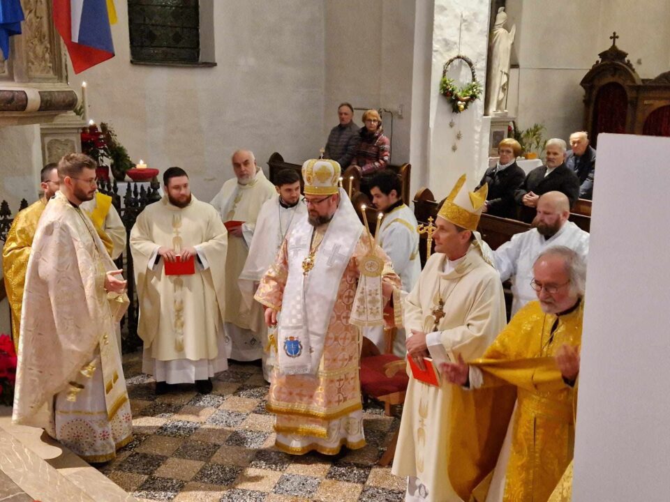 VLADIKA STIPIĆ SLUŽIO LITURGIJU ZA JEDINSTVO KRŠĆANA U NOVOM MESTU