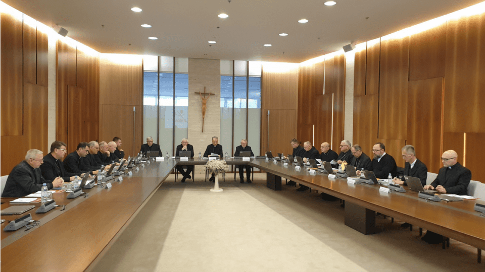 Priopćenje s Izvanrednog zasjedanja HBK-a – Dubrovačka biskupija