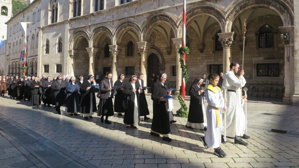 Redovnice i redovnici proslavili Dan posvećenog života – Dubrovačka biskupija