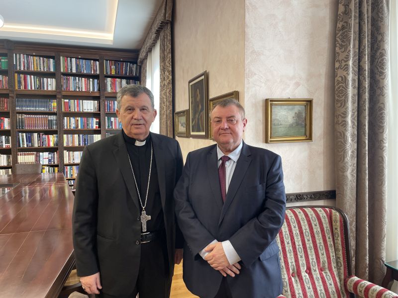 Susret nadbiskupa Vukšića s poljskim veleposlanikom u BiH