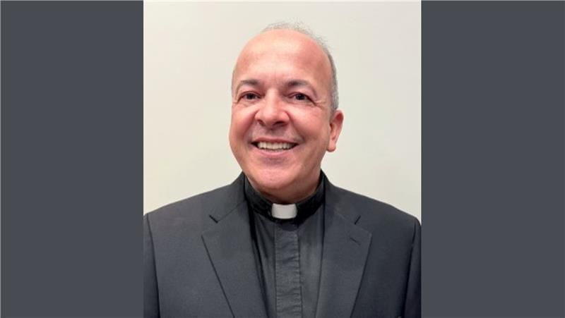U nedostatku kapelana, Vojna nadbiskupija imenuje novog ravnatelja za zvanja
