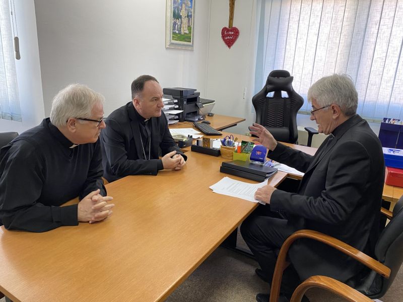 Održana primopredaja službe ravnatelja Caritasa Mostarsko-duvanjske i Trebinjsko-mrkanske biskupije