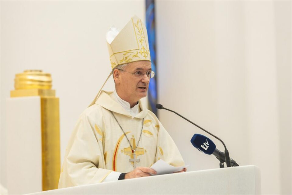 Nadbiskup Kutleša predvodio misno slavlje na Dan posvećenog života u Zagrebu