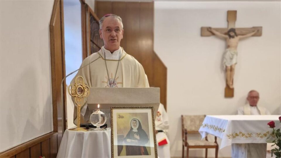 Nadbiskup Kutleša predvodio misu na spomendan utemeljiteljice Klanjateljica Krvi Kristove
