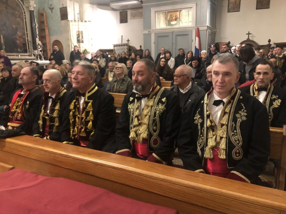 Bokeljani u Splitu proslavili svoga zaštitnika sv. Tripuna