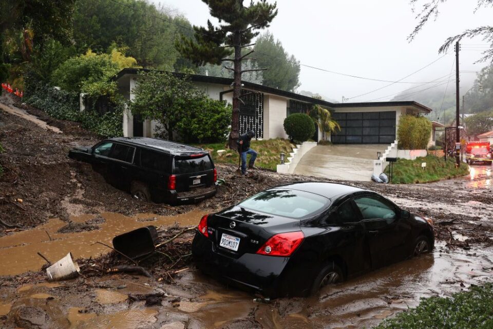 Katoličke dobrotvorne organizacije traže donacije kako bi ponudile pomoć usred poplava u Kaliforniji i odrona blata