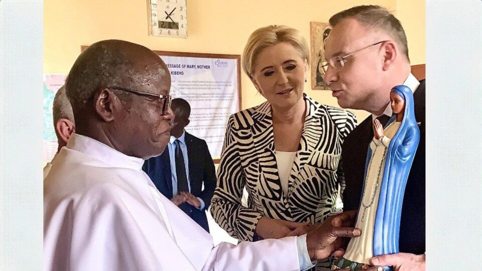 Poljski predsjednik Duda posjetio marijansko svetište Kibeho u Ruandi.  – Vatikanske vijesti