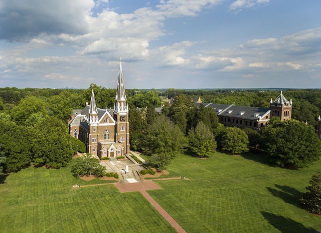 Velika proširenja dolaze na Belmont Abbey College nakon podviga prikupljanja sredstava