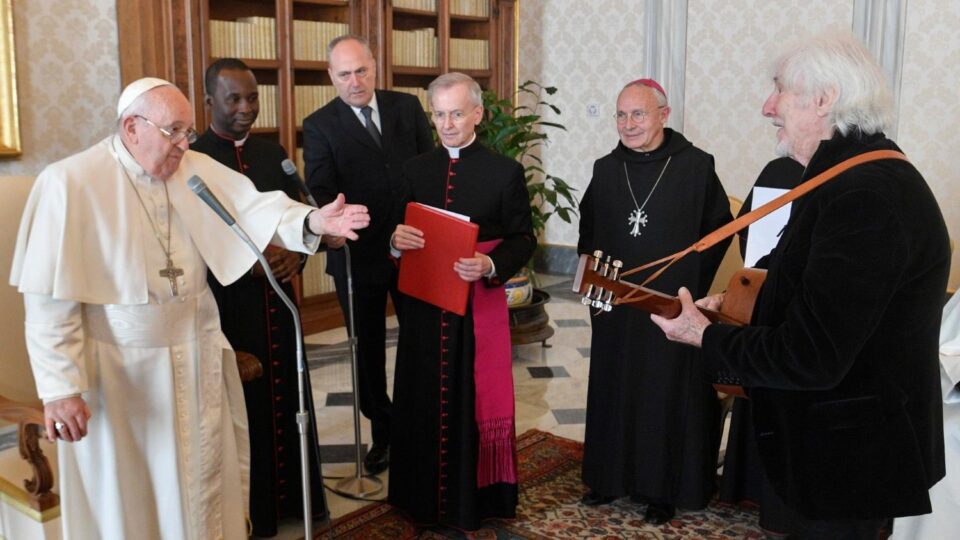 Papa Franjo Dijakoniji ljepote: ‘Budite pjevači sklada’