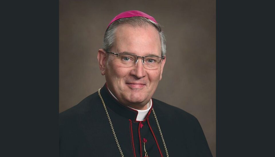 Biskup Rapid Cityja kaže da će se preseliti u bolnicu zbog borbe protiv raka